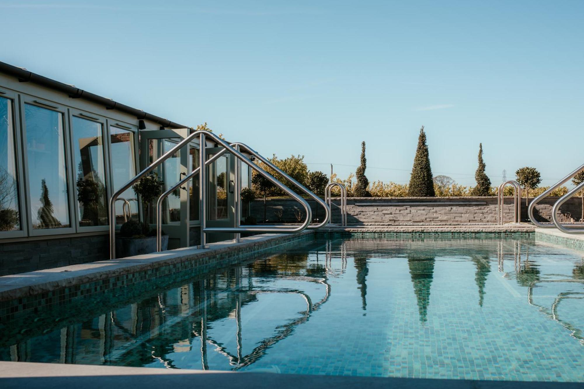 Manor House Hotel & Spa, Alsager Exteriér fotografie